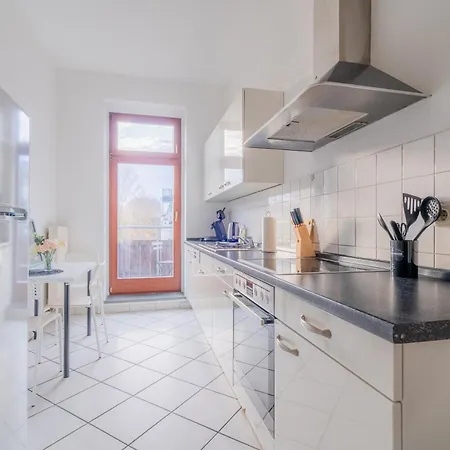 Traumhafte Jugendstilwohnung In Zentraler Lage Am Zoo * Lipcse
