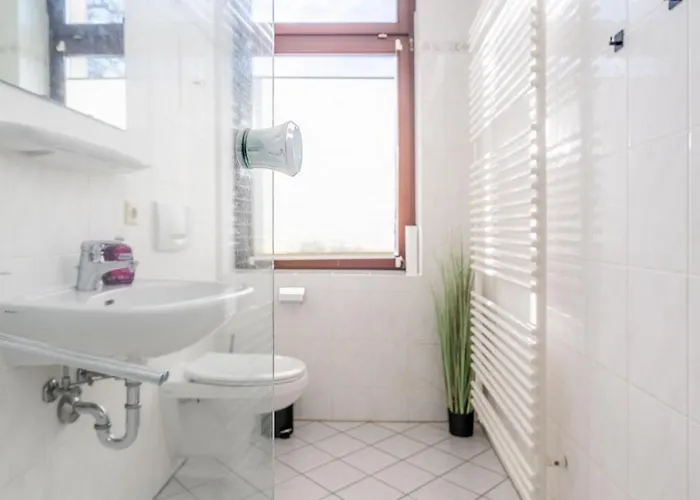 Апартаменты Traumhafte Jugendstilwohnung In Zentraler Lage Am Zoo