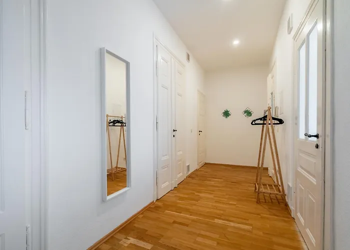 Traumhafte Jugendstilwohnung In Zentraler Lage Am Zoo * Лейпциг