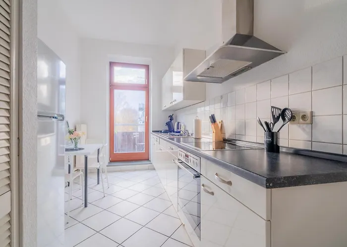 Traumhafte Jugendstilwohnung In Zentraler Lage Am Zoo * Лейпциг