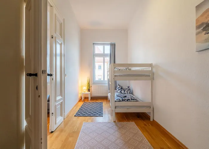 Апартаменты Traumhafte Jugendstilwohnung In Zentraler Lage Am Zoo